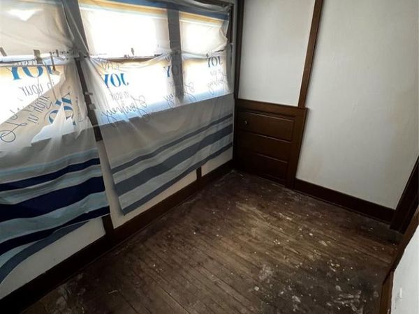 12724 Strathmoor Street , Detroit, MI 48227