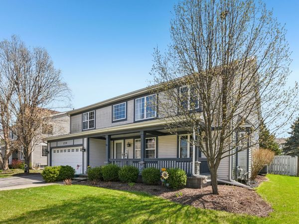 1739 Newbridge Circle , Elgin, IL 60123