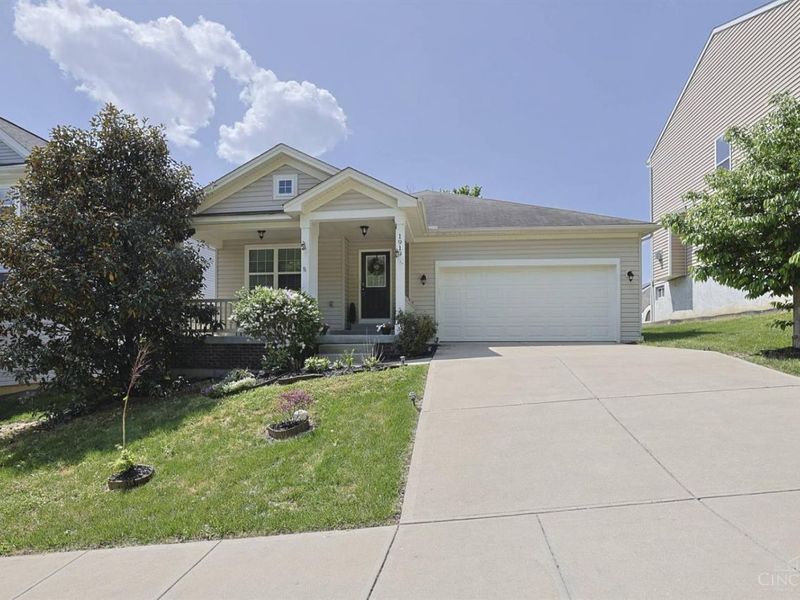 1919 Washburn Street, Cincinnati, OH 45223 Photo 1