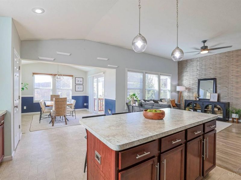 1919 Washburn Street, Cincinnati, OH 45223 Photo 13