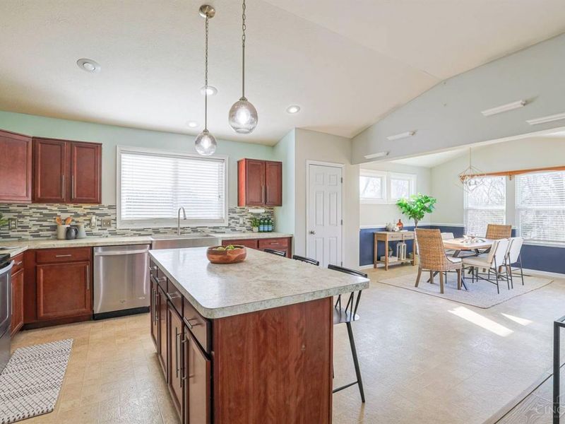 1919 Washburn Street, Cincinnati, OH 45223 Photo 14