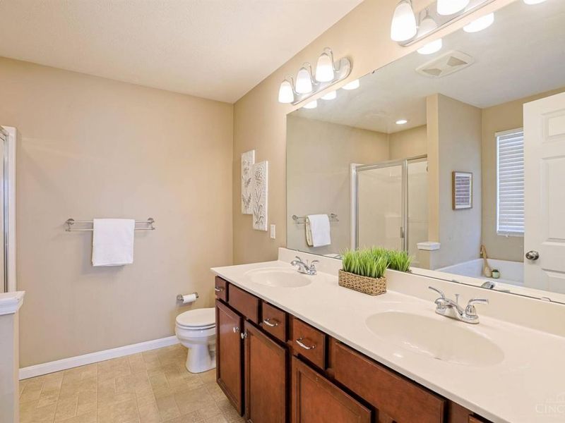 1919 Washburn Street, Cincinnati, OH 45223 Photo 21