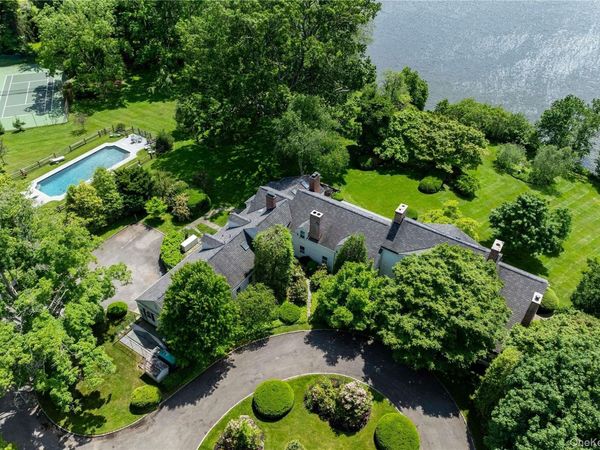 200 Cleft Road , Mill Neck, NY 11765