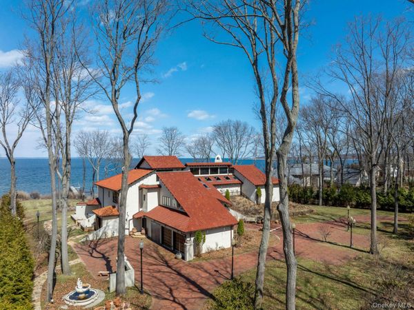 1 Sea Crest Drive, Lloyd Neck, NY 11743