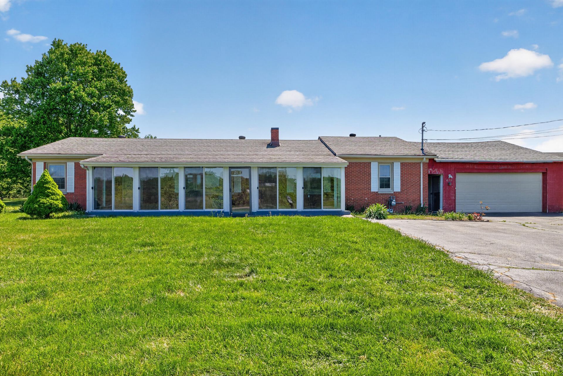 476 College Hill Road, Waco, KY 40385 Main Photo