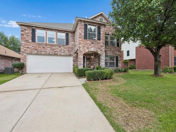 5325 Chessie Circle , Haltom City, TX 76137