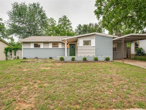 520 W Inwood Drive, Arlington, TX 76010
