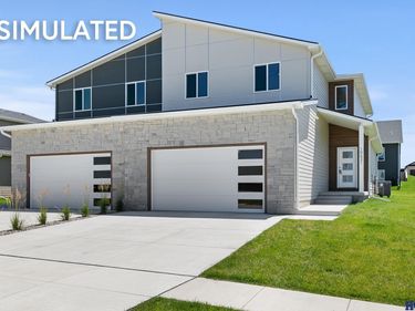 10701 Shore Front Drive , Lincoln, NE 68527