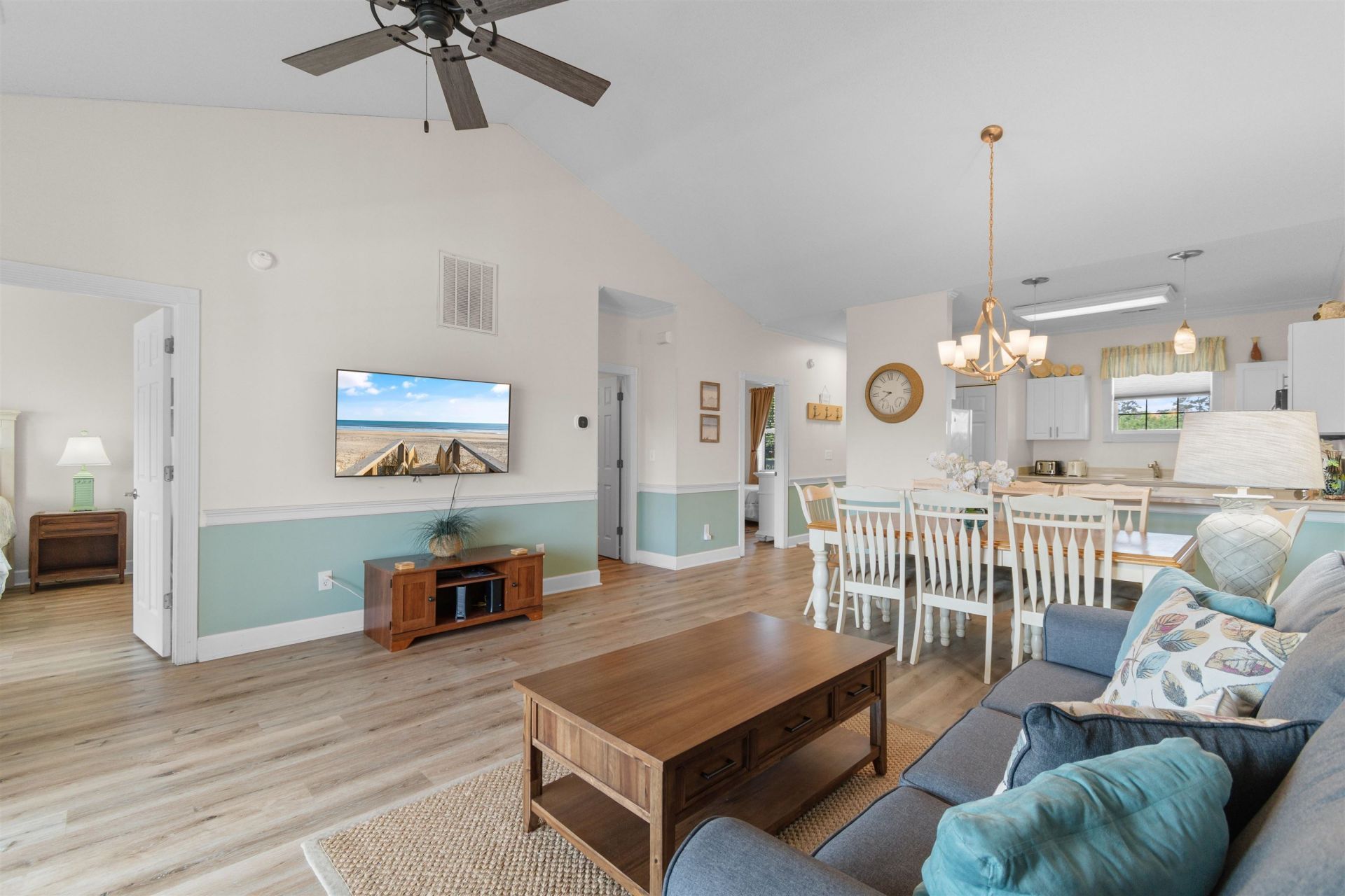 4683 Wild Iris Dr. Photo 16