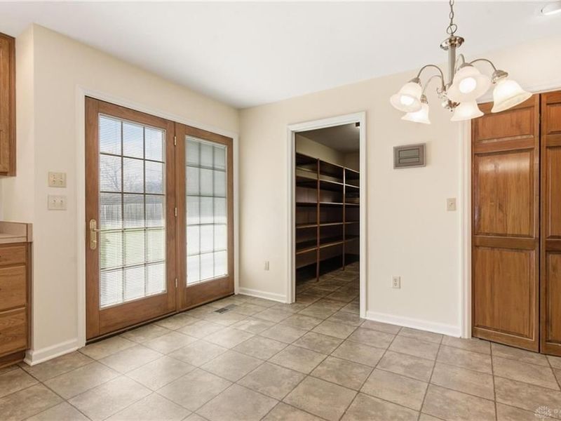 6835 Saint Laurent Circle, Washington Township, OH 45459 Photo 19