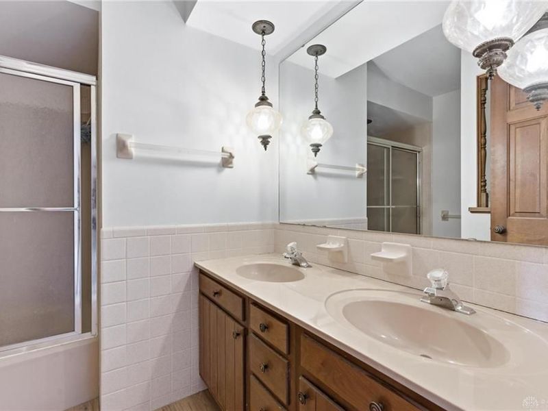 6835 Saint Laurent Circle, Washington Township, OH 45459 Photo 31