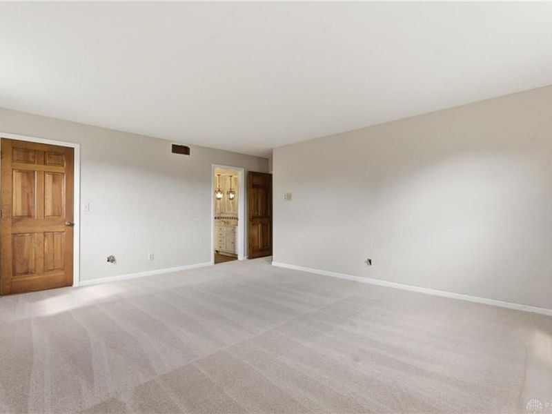 6835 Saint Laurent Circle, Washington Township, OH 45459 Photo 33