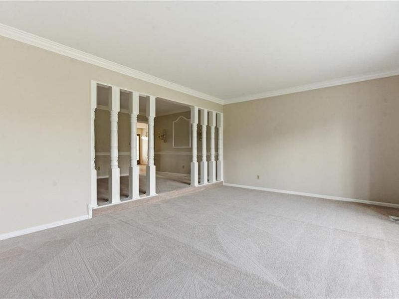 6835 Saint Laurent Circle, Washington Township, OH 45459 Photo 7