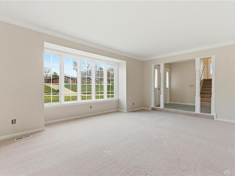 6835 Saint Laurent Circle, Washington Township, OH 45459 Photo 8