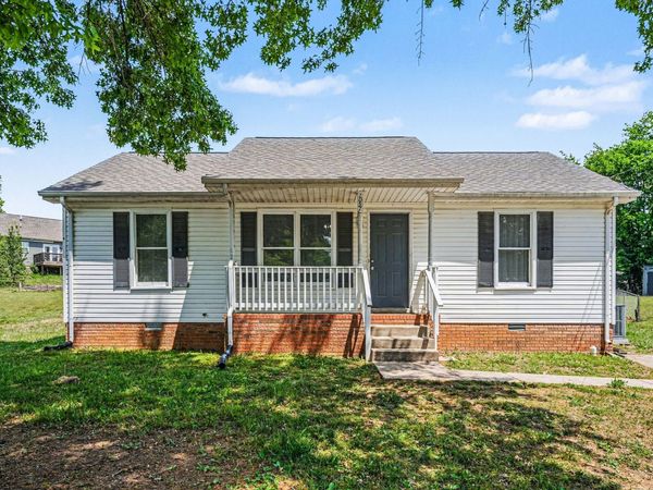 1057 Princeton Ct , Clarksville, TN 37042