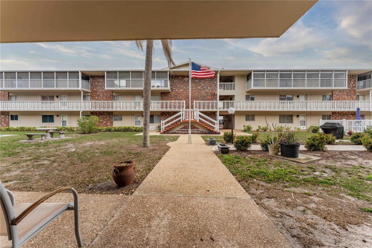 3755 S School Avenue, Unit 41, Sarasota, FL 34239 Photo