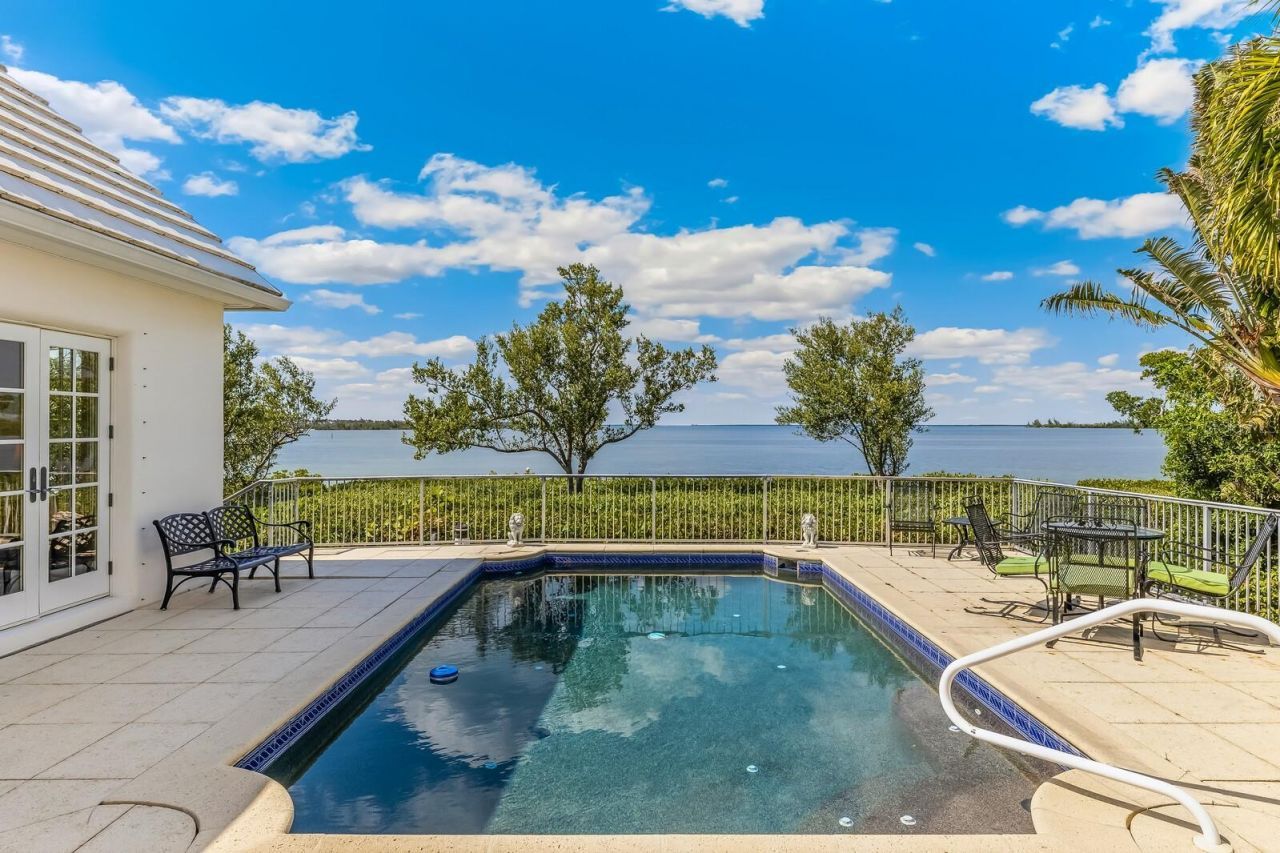 1669 Jose Gaspar Drive, Boca Grande, FL 33921 Photo