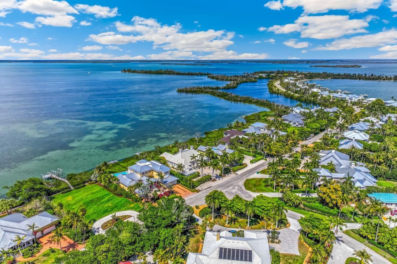 1669 Jose Gaspar Drive, Boca Grande, FL 33921 Photo