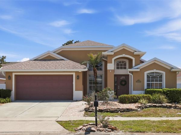 207 TAVESTOCK LOOP , WINTER SPRINGS, FL 32708