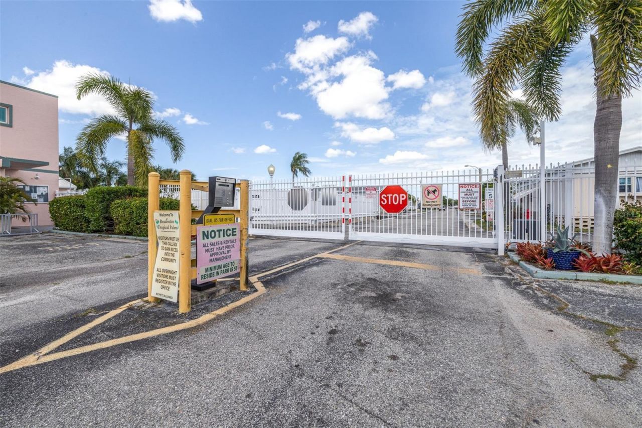 2712 17th Street Lane W, Bradenton, FL 34205 Photo