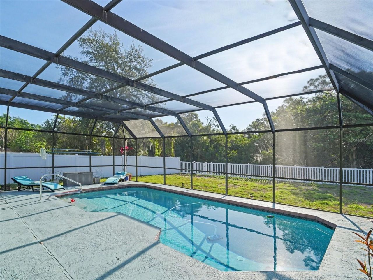 5627 35th Court E, Bradenton, FL 34203 Photo