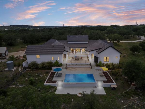 1805 Performer RD, Spicewood, TX 78669