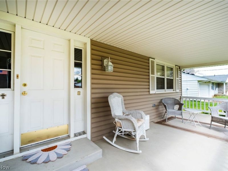 122 Garwood Drive, Canfield, OH 44406 Photo 4