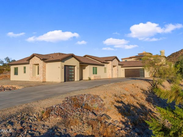 18632 W SANTA IRENE Drive, Goodyear, AZ 85338