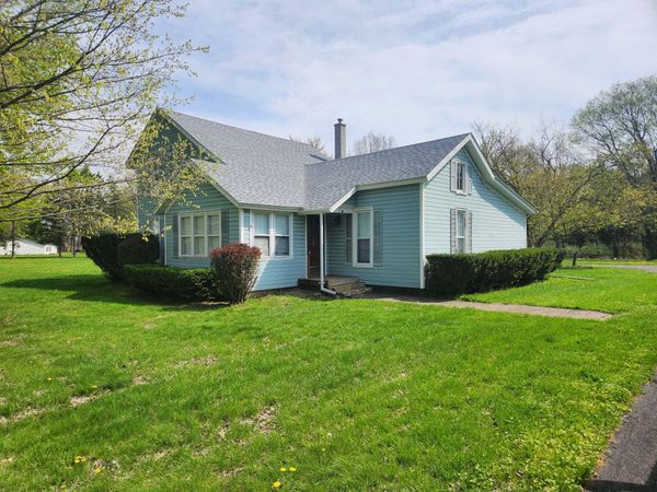 92957 M 152, Dowagiac, MI 49047