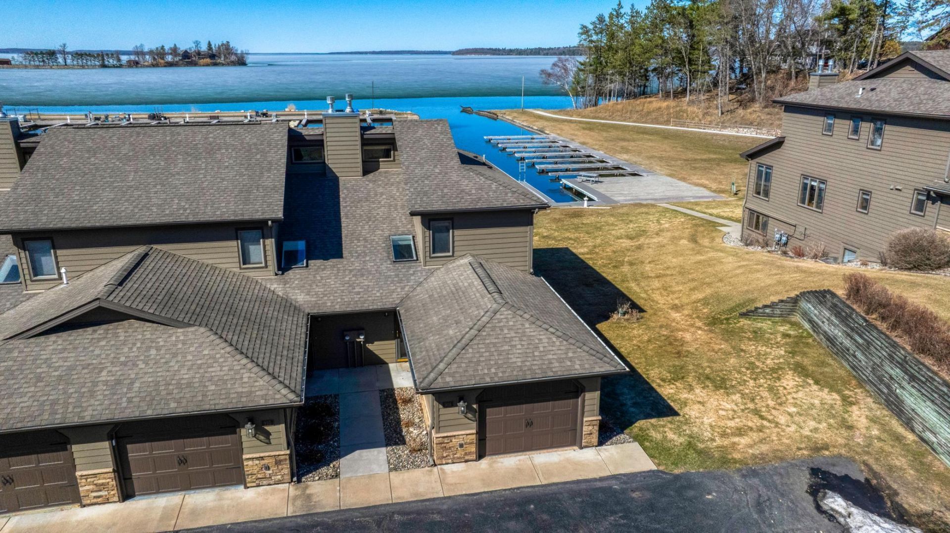 908 Railroad Avenue W, Walker, MN 56484