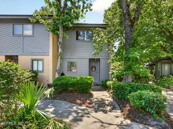 85 DEBARRY Avenue, Unit 1024, Orange Park, FL 32073