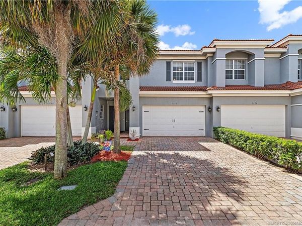 2170 SW Cape Cod Drive, Port St Lucie, FL 34953