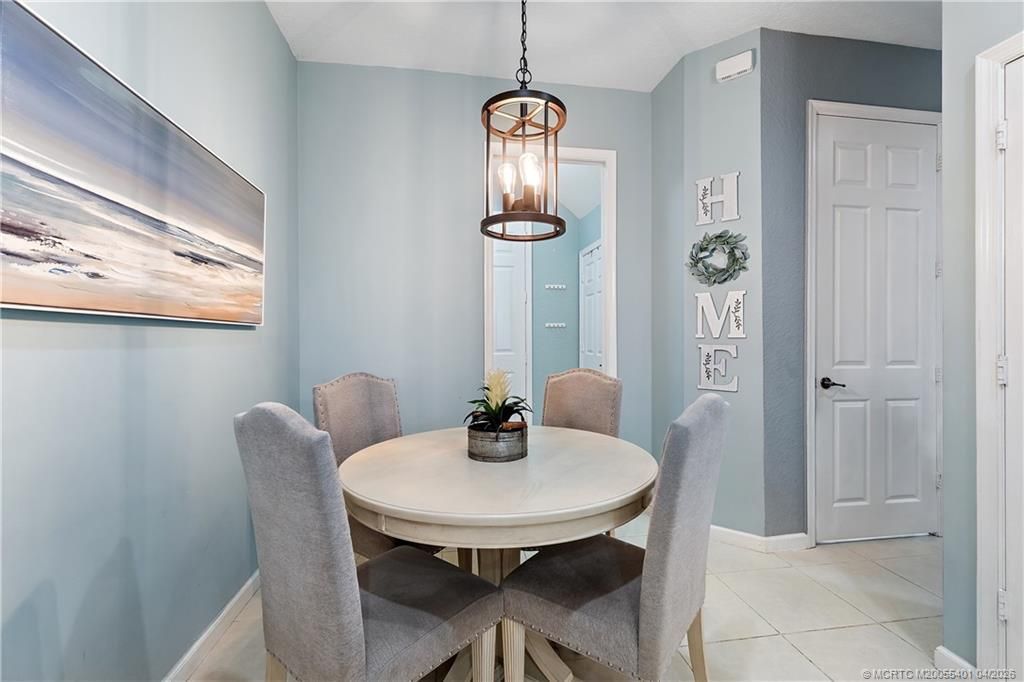 2170 SW Cape Cod Drive, Port Saint Lucie, FL 34953 Photo