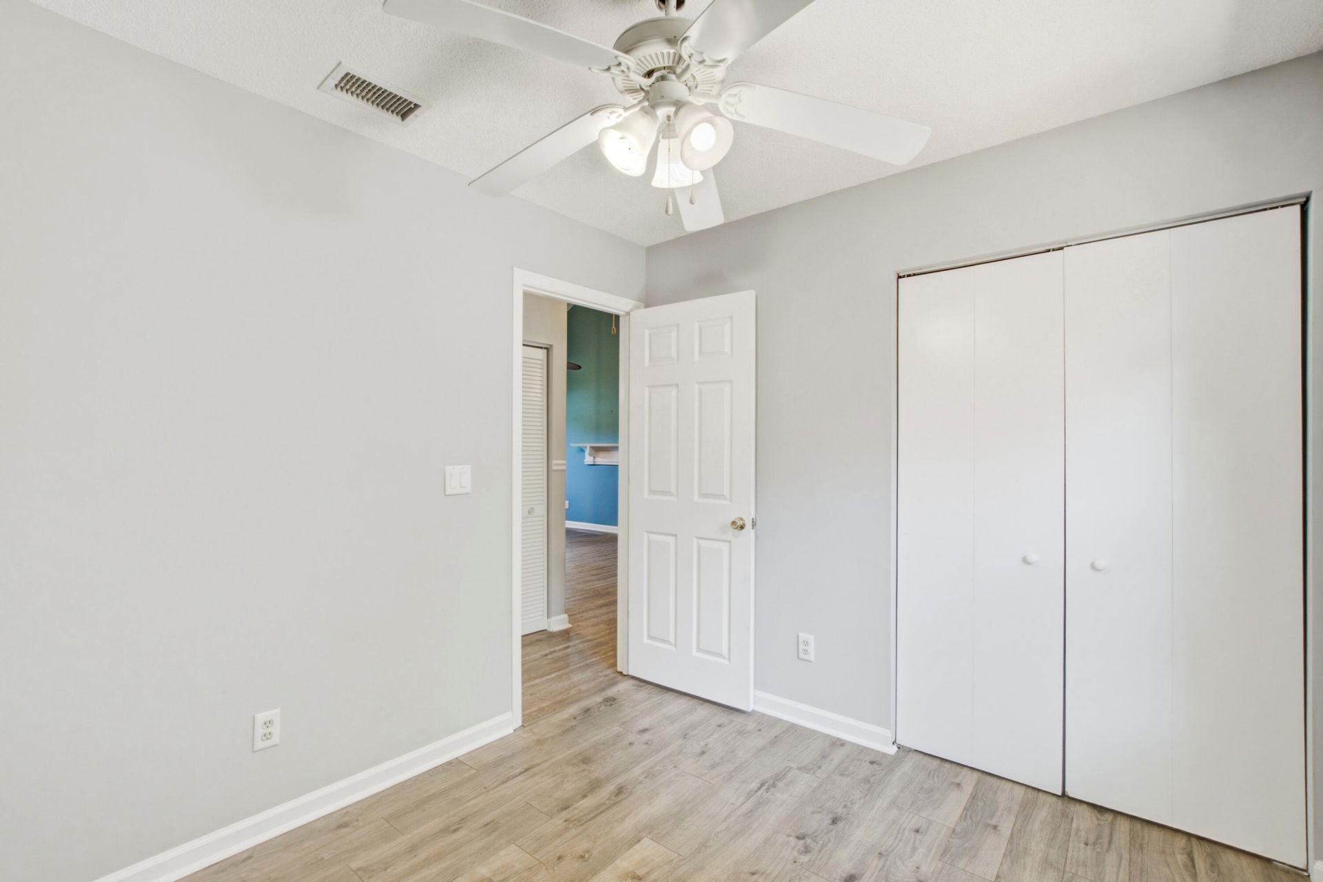 2354 Soling Court Photo 35