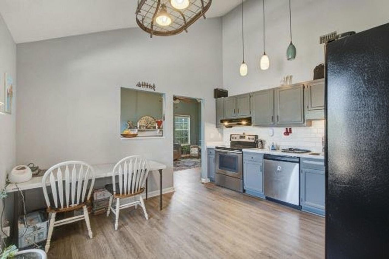 2354 Soling Court Photo 9