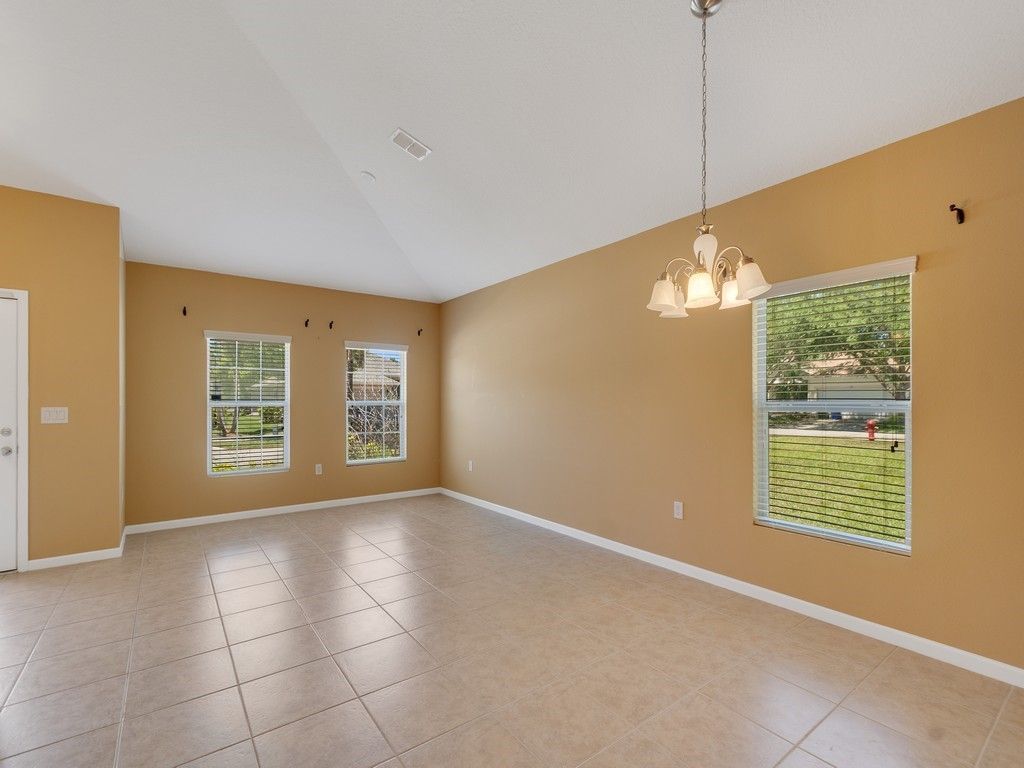 203 Briarcliff Circle, Sebastian, FL 32958 Photo