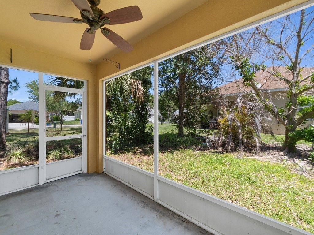 203 Briarcliff Circle, Sebastian, FL 32958 Photo