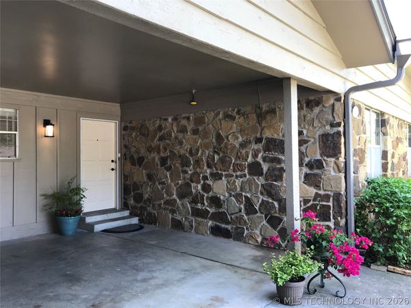 3352 E 56th Place , Unit B, Tulsa, OK 74135