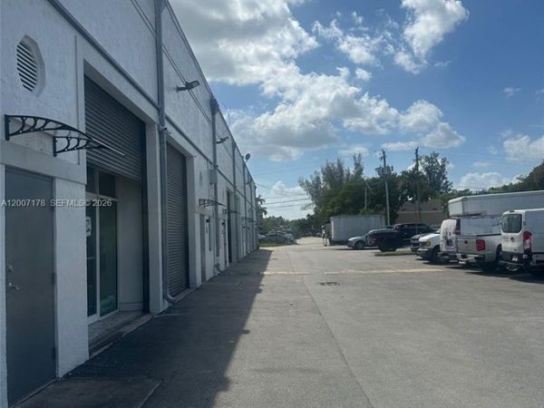 12101 NW 98th Ave , Hialeah Gardens, FL 33018