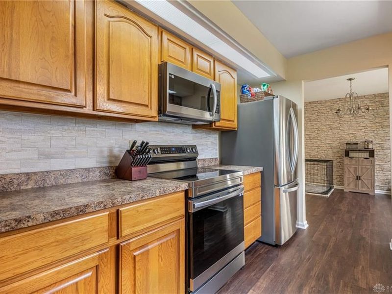 6302 7 Pines Drive, Miami Township, OH 45449 Photo 12