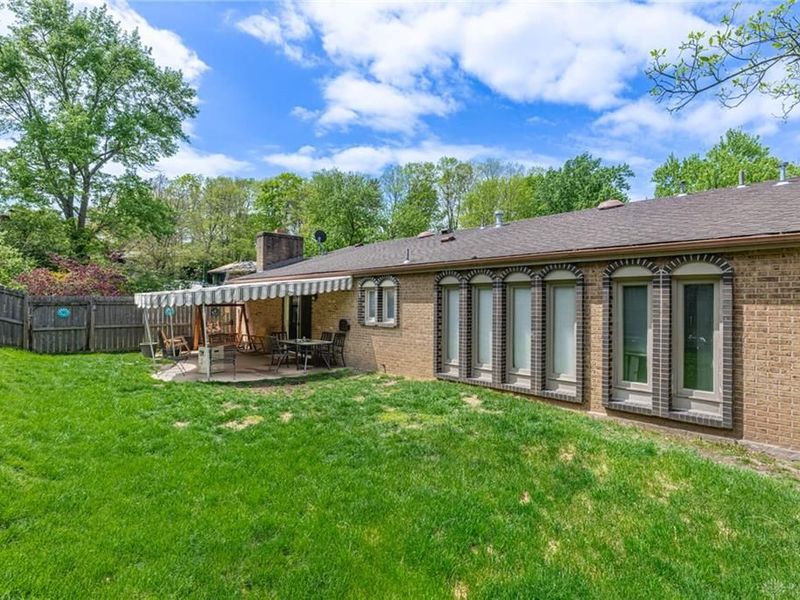 6302 7 Pines Drive, Miami Township, OH 45449 Photo 4