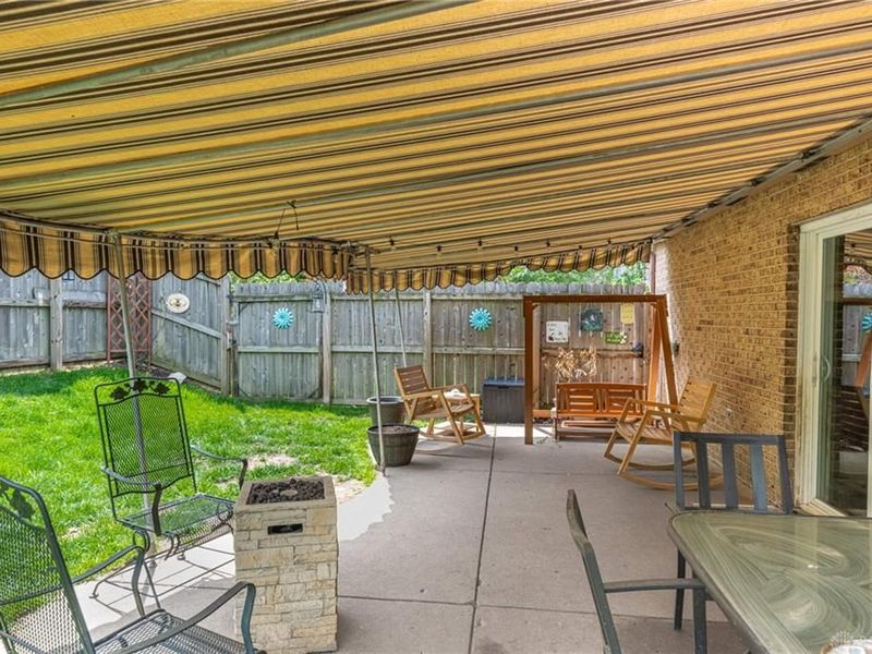 6302 7 Pines Drive, Miami Township, OH 45449 Photo 5