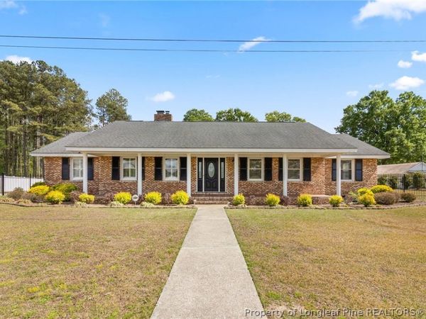 52 N Hill Street Road , Red Springs, NC 28377