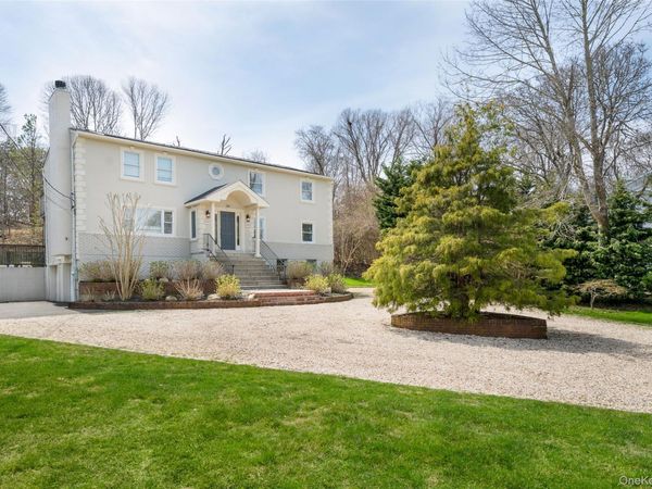 36 Charla Drive, Southampton, NY 11968