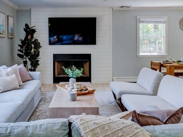 36 Charla Drive, Southampton, NY 11968