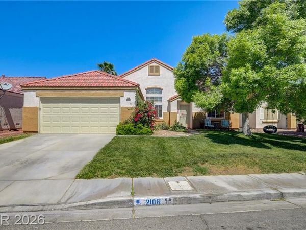 2106 Maui Surf Avenue, North Las Vegas, NV 89031