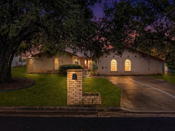 133 Chaparral ST , San Marcos, TX 78666