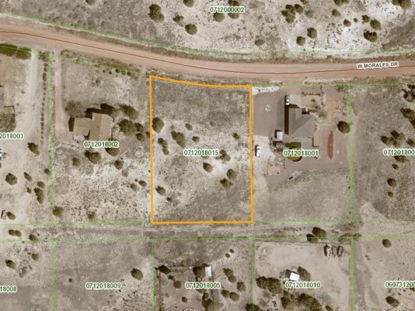 1990 W Morales Dr, Pueblo, CO 81007