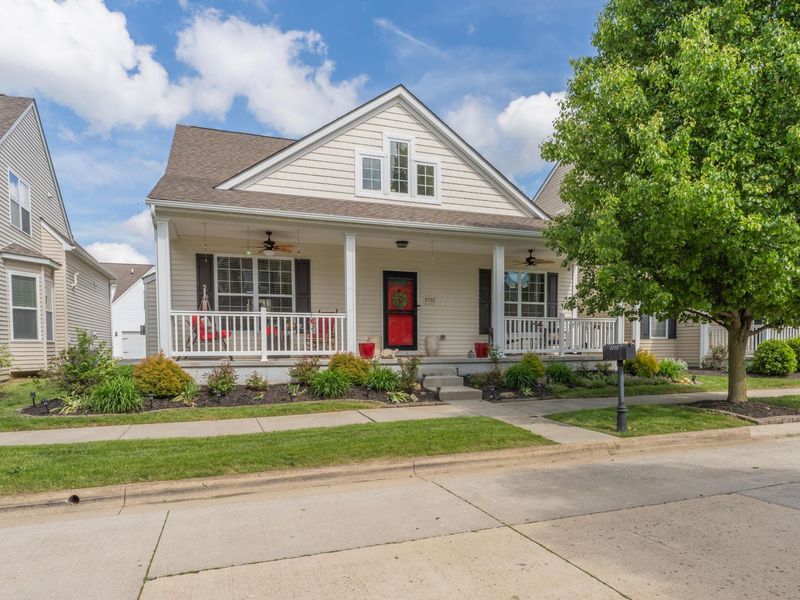 5712 Stearns Road, Dublin, OH 43016 Photo 1