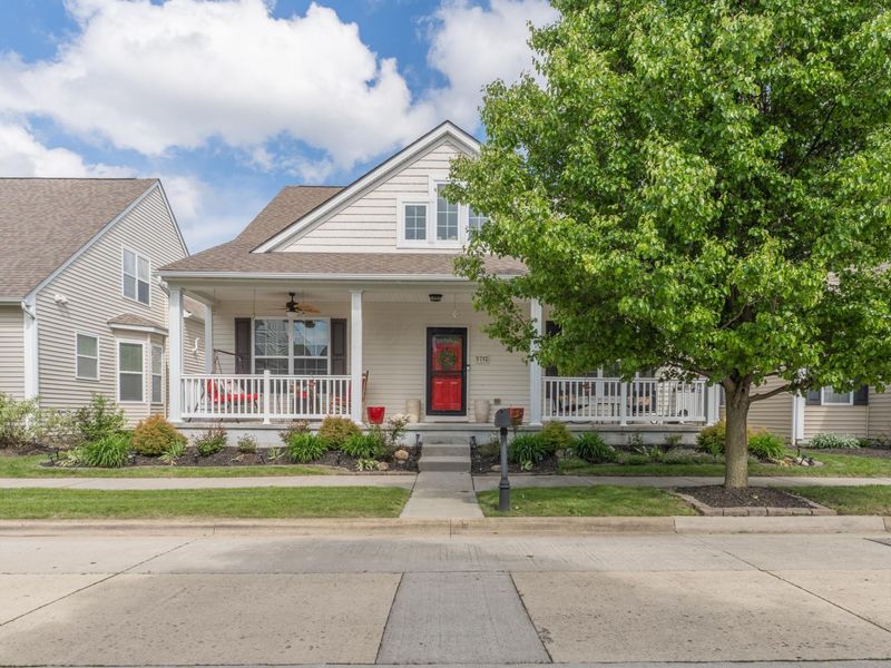 5712 Stearns Road, Dublin, OH 43016 Photo 2